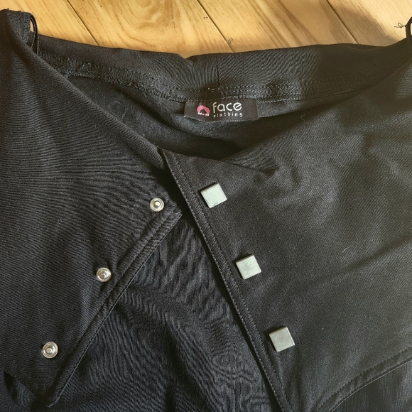 Dollface Black with Silver Trims Off-Shoulder Stretchy Top with Belt - Size M - Picture 4 of 6